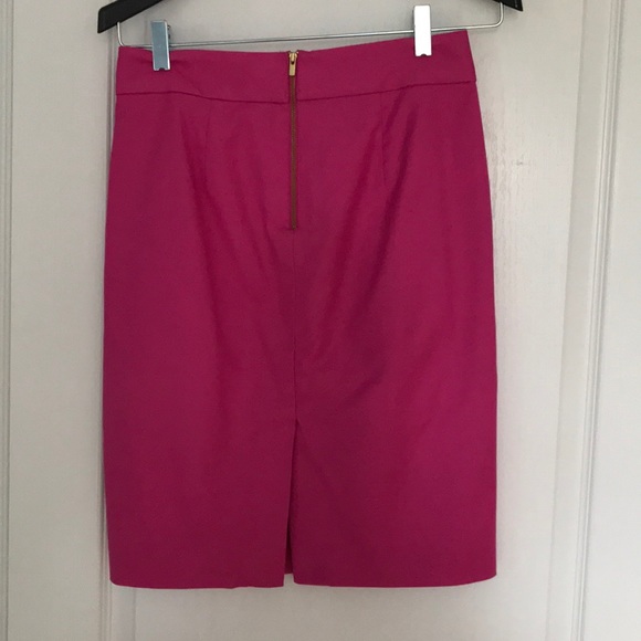 Pink pencil skirt - Picture 2 of 4